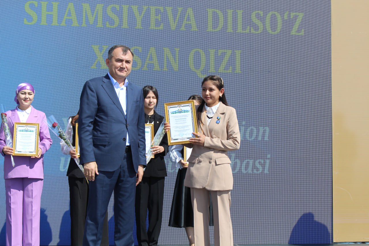 Regional khokim Murotjon Berdialievich, as part of the TalabaExpo-2025 event, Step into the Profession of the Future - XALQARO INNOVATSION UNIVERSITETI