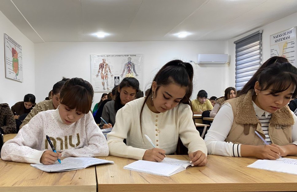 On October 28 of this year, the university stage of the republican competition "The book is my friend" was organized at the International Innovation University.