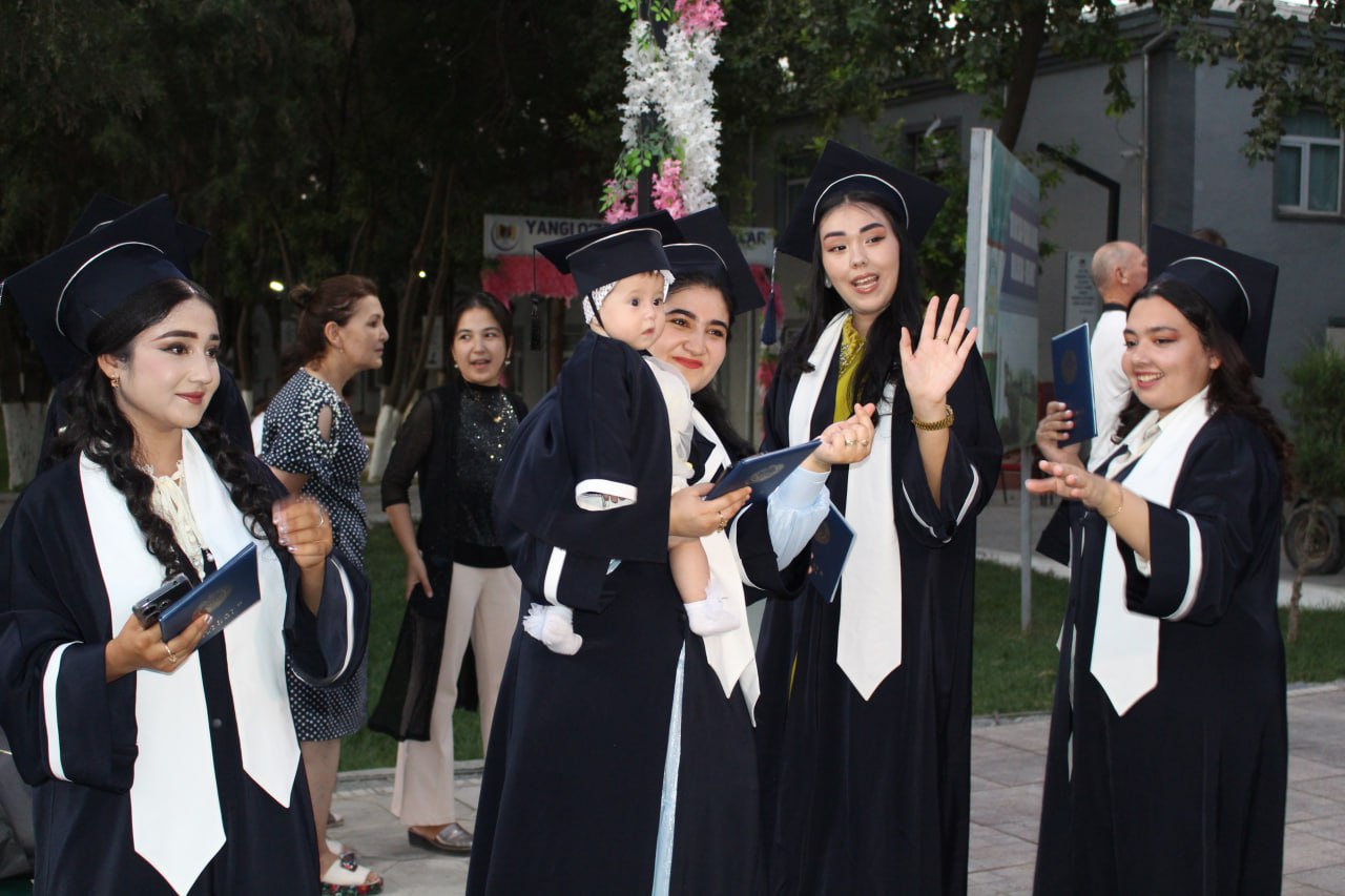 Xalqaro innovatsion universitetining ilk qaldirg'ochlari "Maktabgacha ta'lim" yo'nalishi bitiruvchilari uchun Bitiruv oqshomi bo'lib o'tdi.