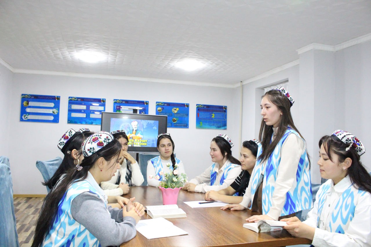 A literary and artistic evening dedicated to the 584th anniversary of the birth of Alisher Navoi was held at the student dormitory.