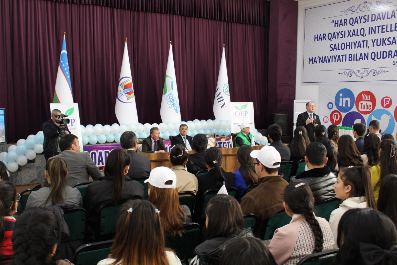 An open dialogue on "Ecology and youth" was held with the participation of Professor Abdushukur Khamzayev, Chairman of the Executive Committee of the Central Council of the Ecological Party of Uzbekistan.